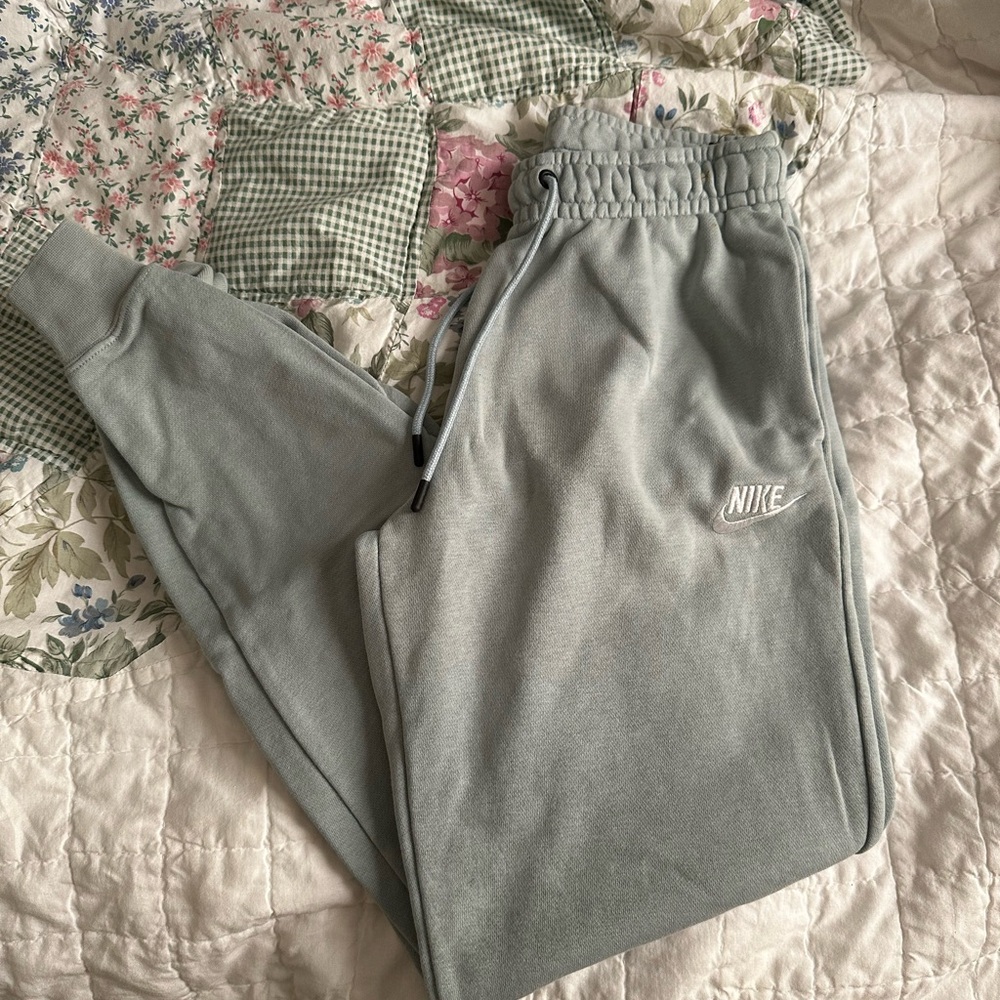Nike Joggers